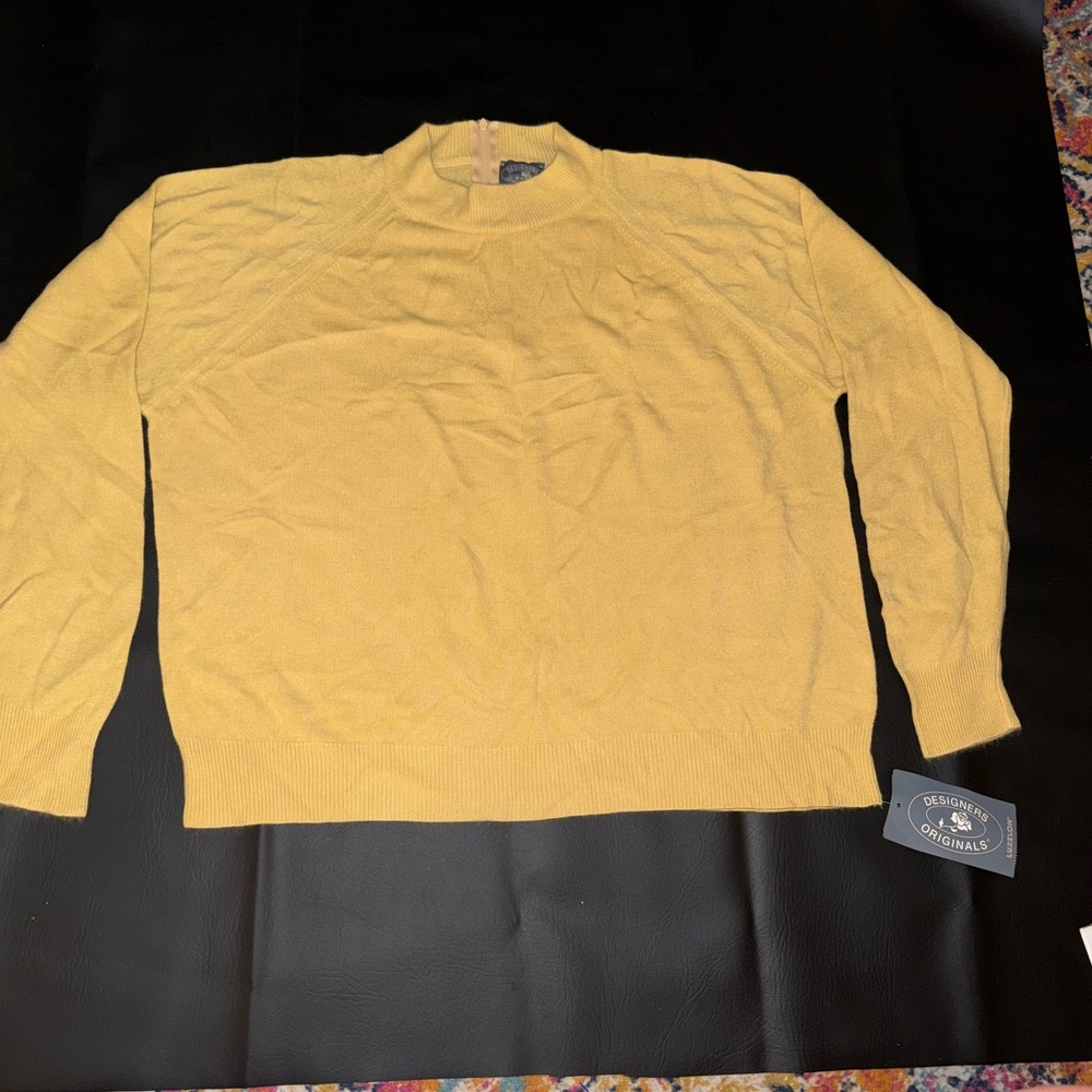DESIGNERS ORIGINALS Yellow Pullover Sweater Mock Neck Zip‎ Long Sleeve Women
